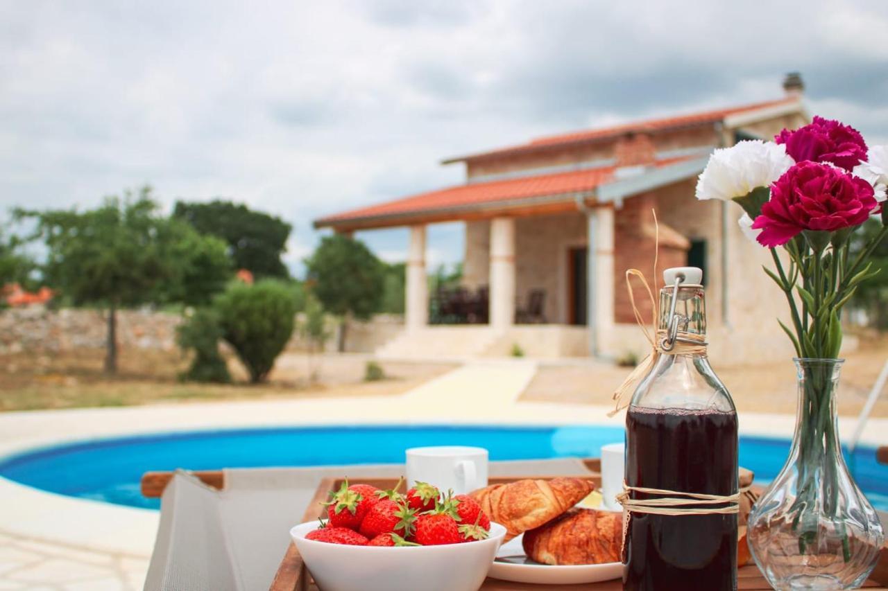 Villa Stone Pearl With Heated Swimming Pool Sveti Filip i Jakov Exterior foto