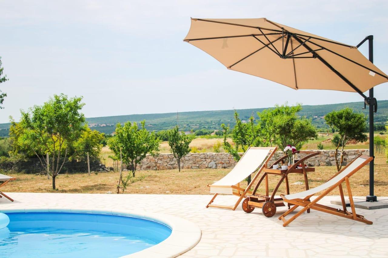 Villa Stone Pearl With Heated Swimming Pool Sveti Filip i Jakov Exterior foto